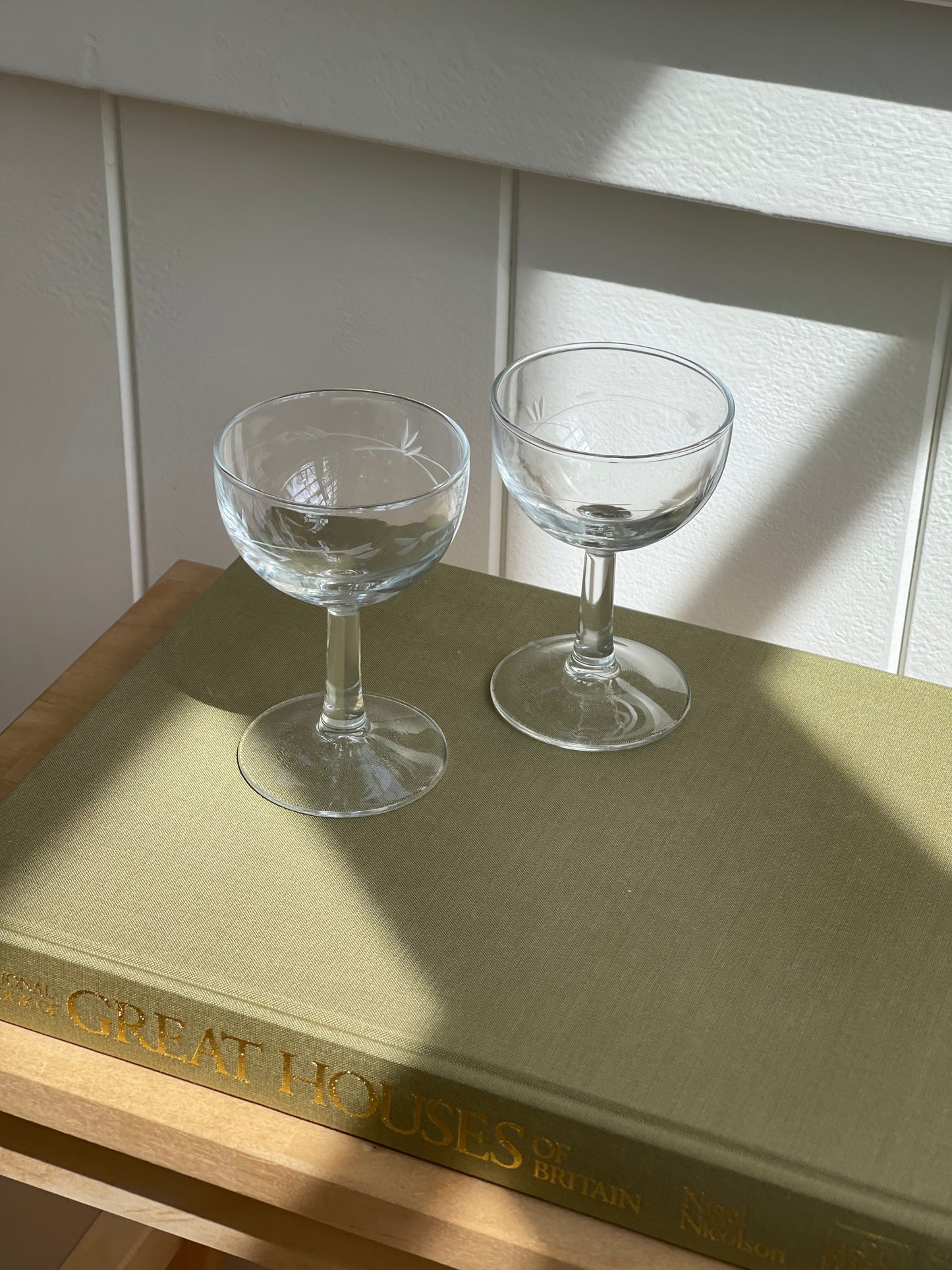 vintage, petite aperitif pair