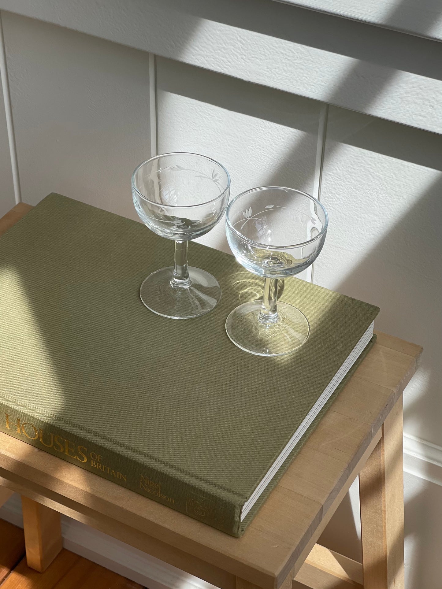 vintage, petite aperitif pair