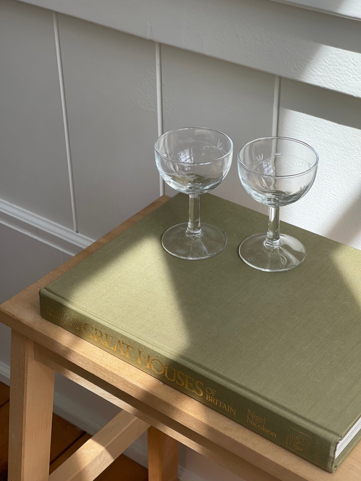 vintage, petite aperitif pair