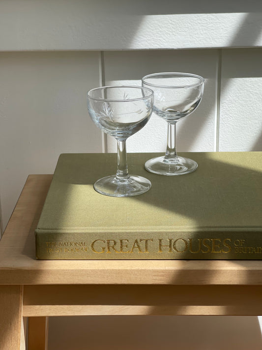 vintage, petite aperitif pair