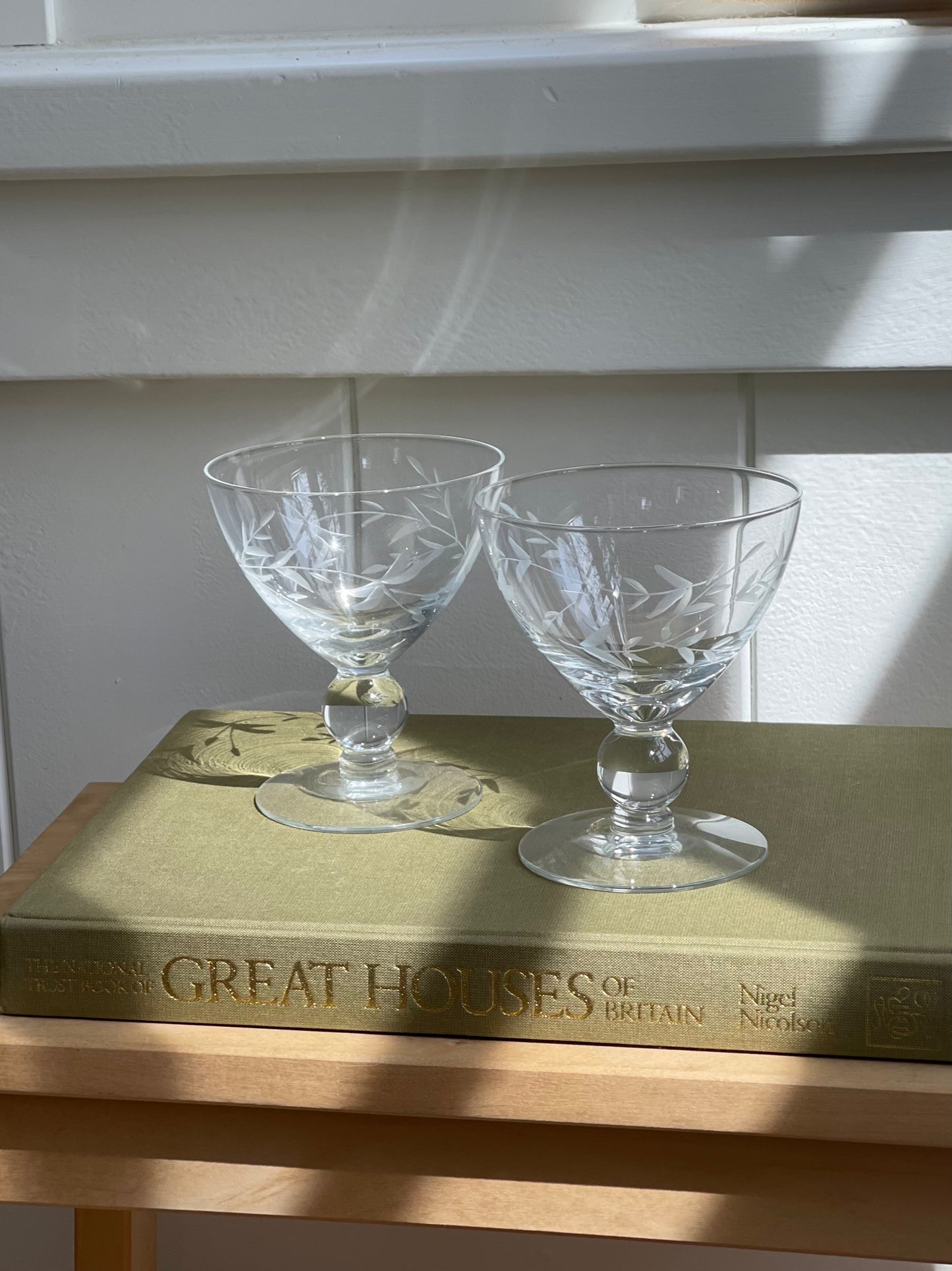 vintage, petite dragonfly glass