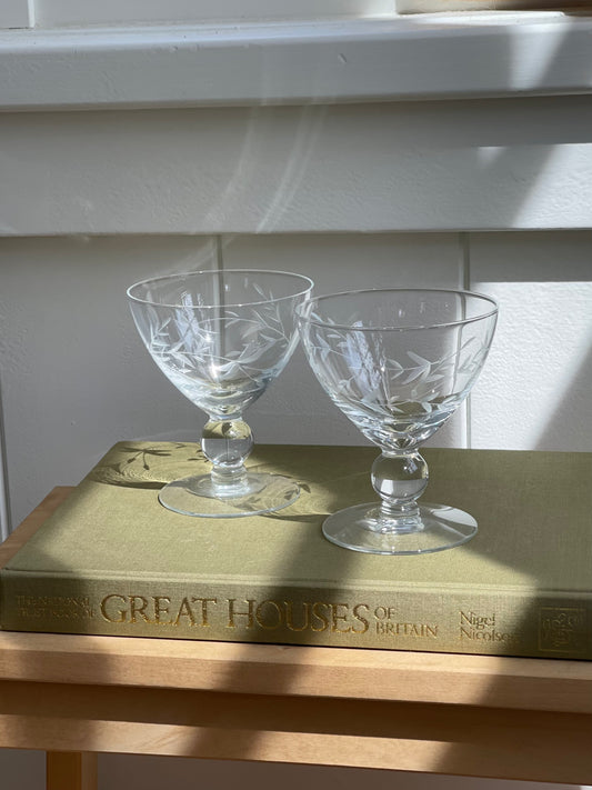 vintage, petite dragonfly glass